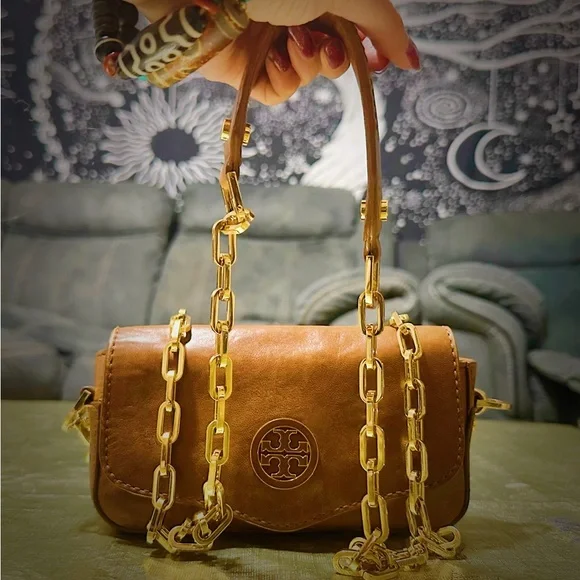 Vintage Tory Burch Brown leather Crossbody Bag with Gold Chain - Picture 2 of 14